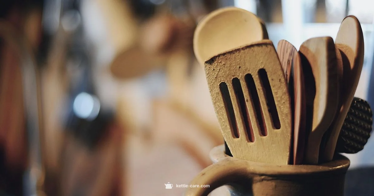 Retro Kitchen Essentials - Kettle Care